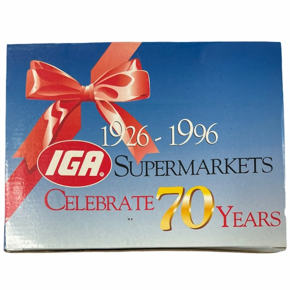 Vintage iga christmas
